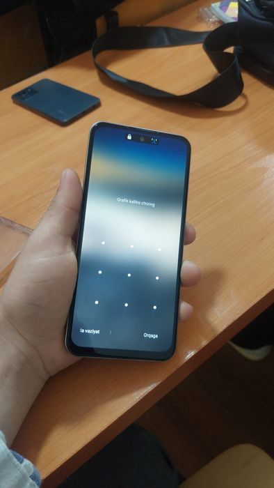 itel P65 power sotiladi 128 GB 8