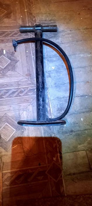 Ръчна Помпа за гуми в добро състояние