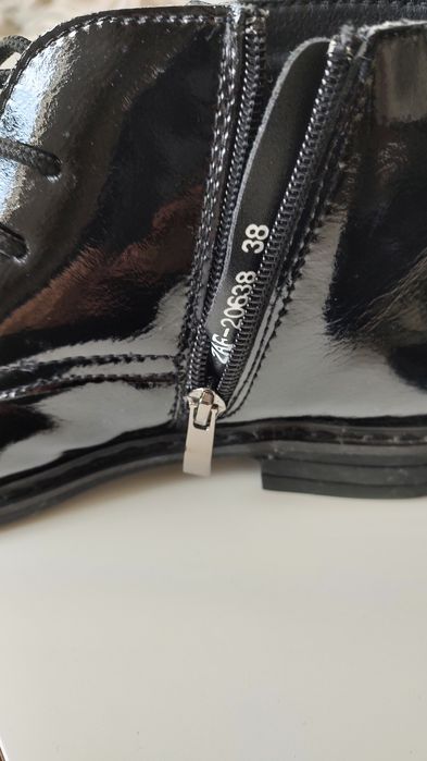 Дамски боти естествен лак