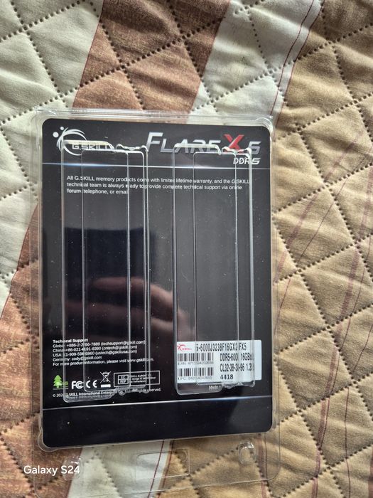 МОЩЕН Компютър С Ryzen 9 , RTX 5070