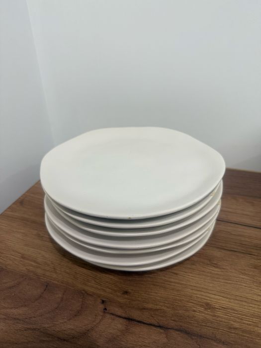 Тарелки матовые б/у