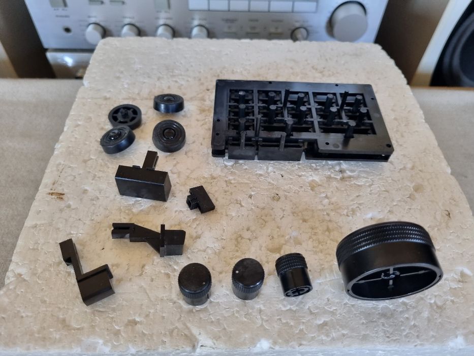 Set Butoane Amp Onkyo. Pt ax tesit 6 mm. Impecabile.