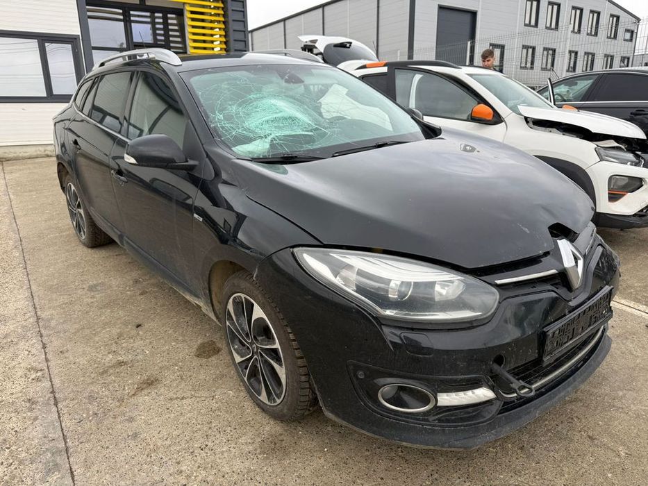 Dezmembrez Renault megane 3 facelift break negru 2014 1.6 dci R9M 402 volan stanga