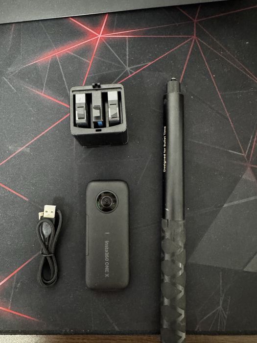 Insta360 One X пълен комплект