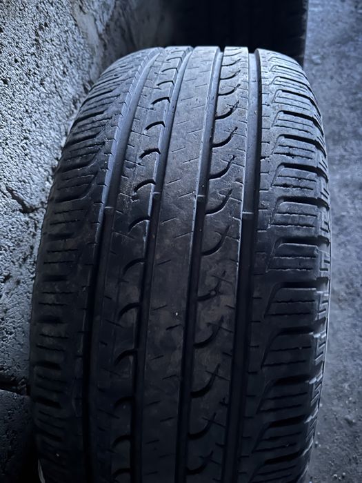 Резина летняя Goodyear EfficientGrip 285/60/18