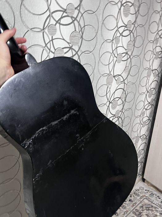 Продаю гитару 38 размер бу