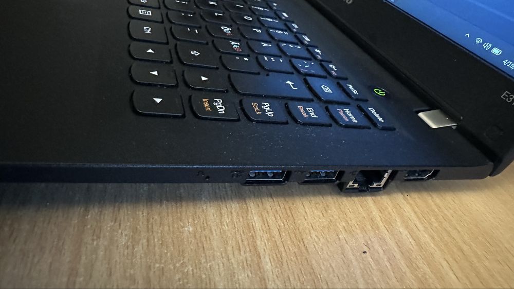 Laptop Lenovo E31-80