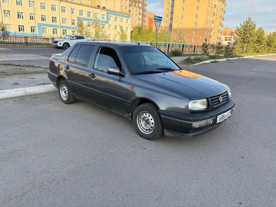 Продаётся Volkswagen Vento