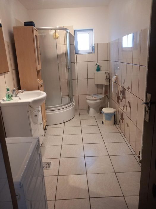 Vand casa cu 3 camere