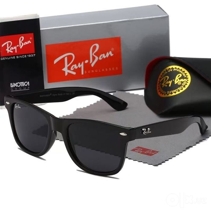 Солнцезащитные очки RayBan