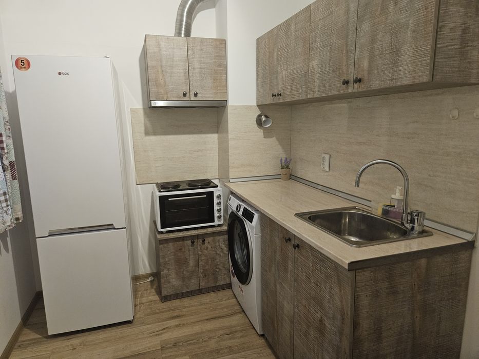 Дава се под наем Двустаен апартамент в Варна, Център - 45 кв.м за 388.62 € - Снимка #7