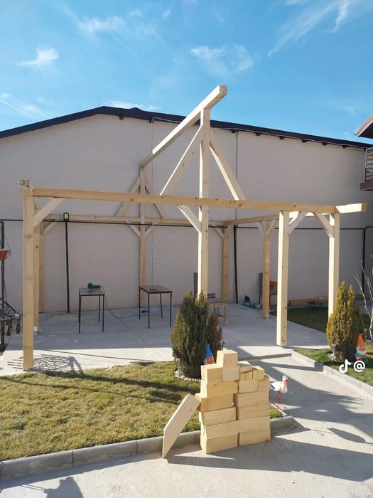 Vând foișor Terase din lemn -foișoare la comanda -pergole