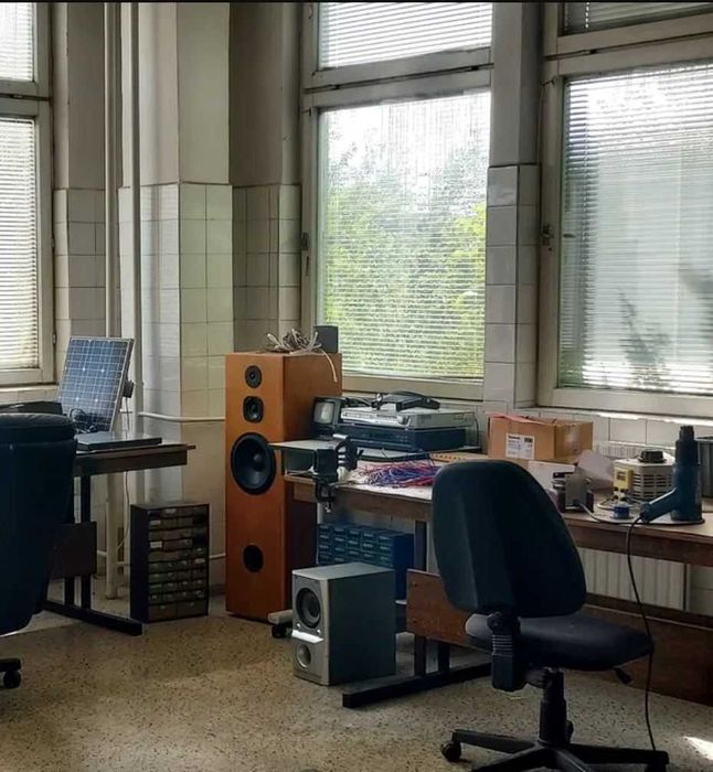 Продава се Офис в Велико Търново, Промишлена зона - Запад - 300 кв.м за 600 €/кв.м - Снимка #2