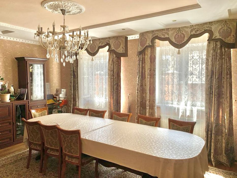 Продам стол, стулья