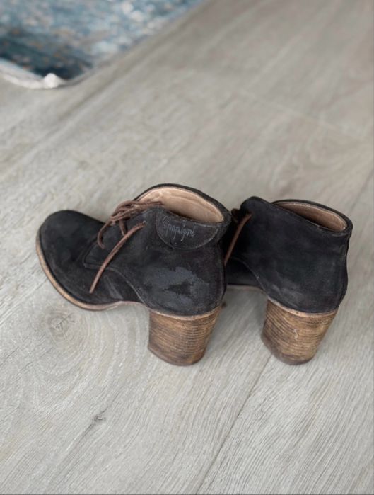 Botine Napapijri din piele întoarsă – mărime 37
