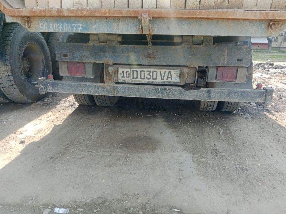 Isuzu samasval avtobusdan yegilgan yili 2000