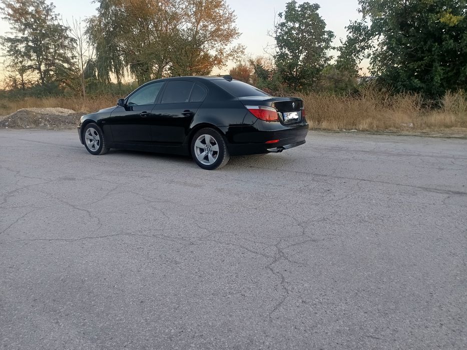 BMW E60 523i Десен волан