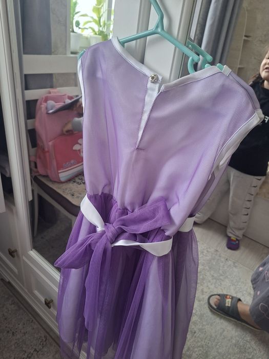 Продам платье для девочек