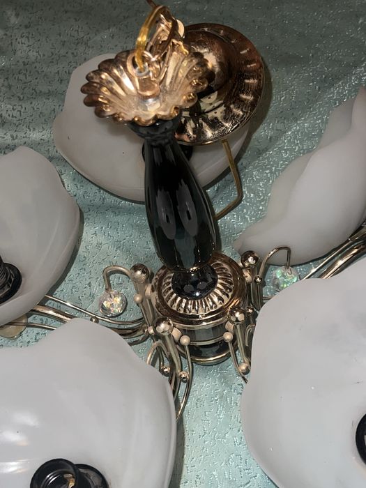 Люстра потолочная, висячая