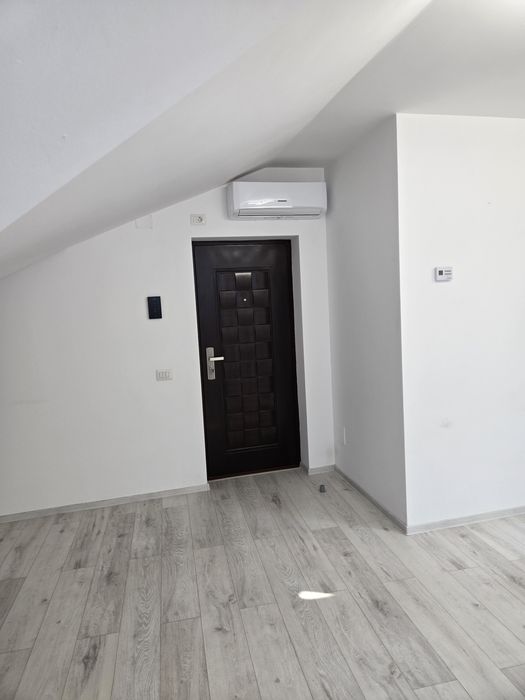 De închiriat !!! Apartament 2 camere / Recent renovat