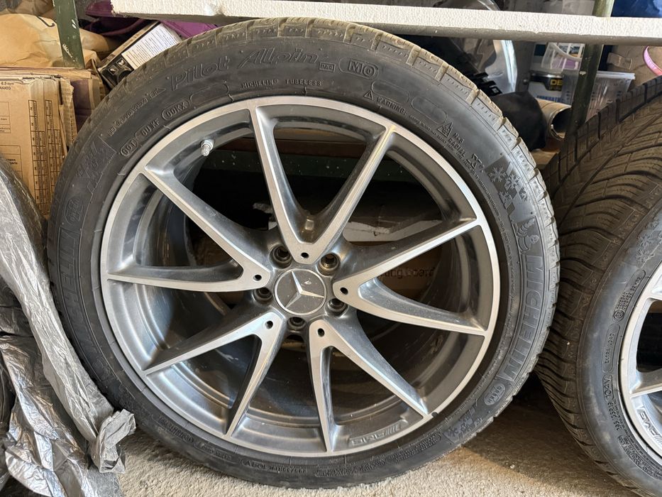 Джанти с гуми Mercedes AMG 19