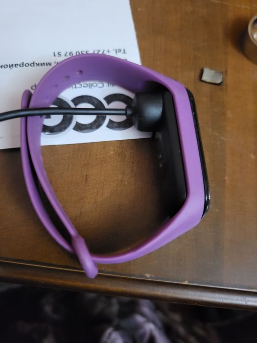 Продам фитнес браслет