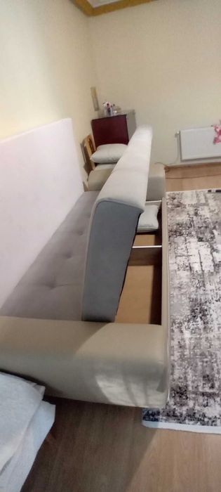 Разтегателен диван -  за хол или дневна