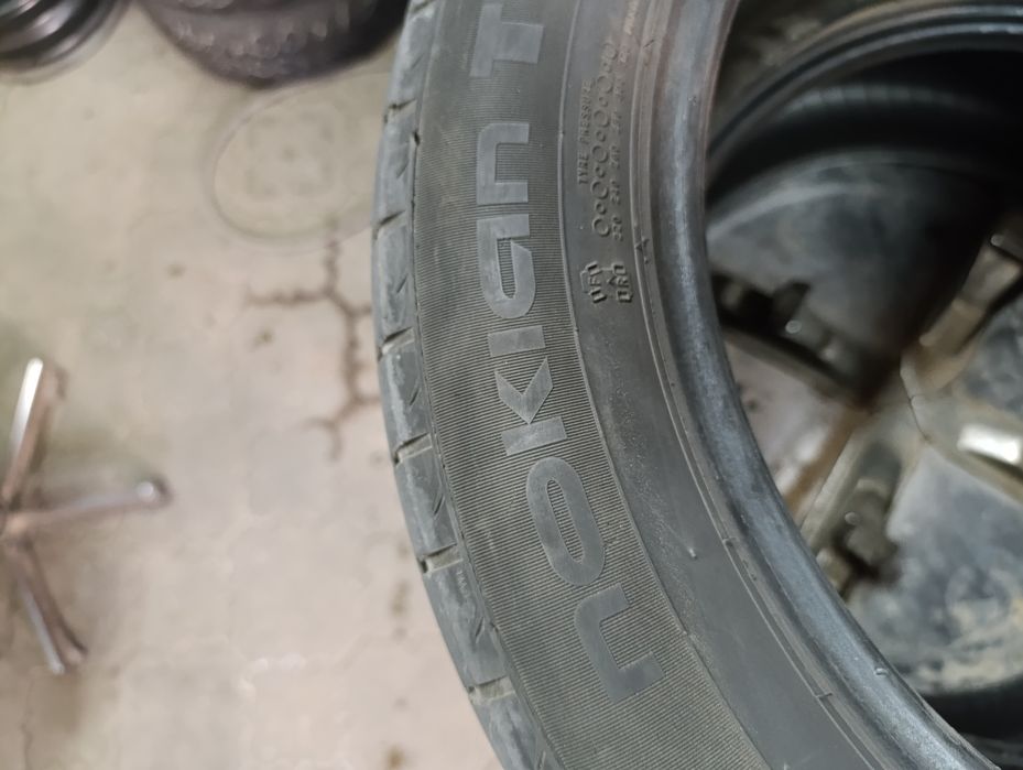 215/55/17 две шины