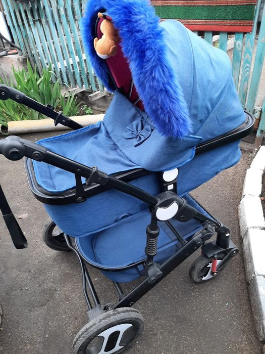 Продам детскую коляску транформер