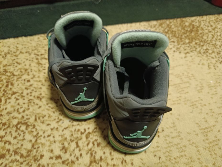 Кроссовки Jordan 4