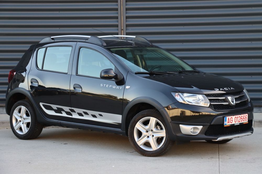 Vand. Dacia sandero stepway motor 0,9 benzina 90 cai km 144.000 km reali