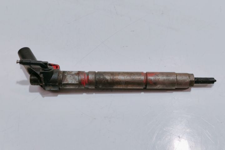 Injector  2.2 cdi 0986435356 / 150424 / S6MTHWZ EG3 Mercedes-Benz Vit