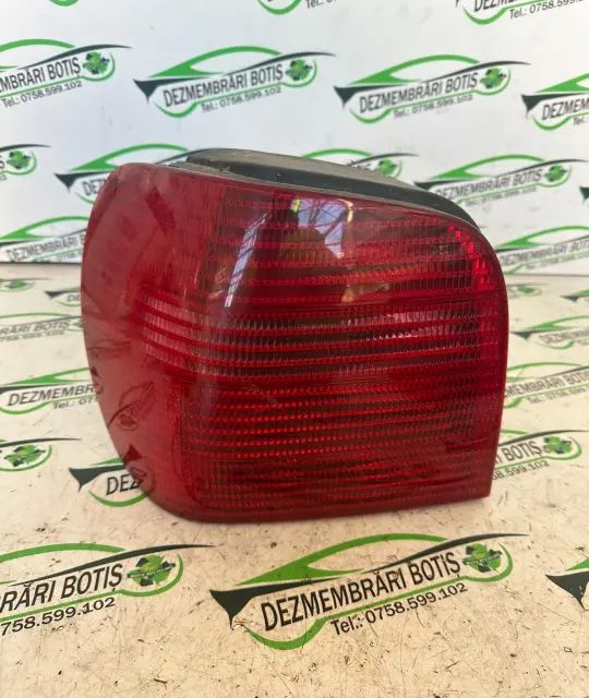 Lampa stop stanga pe aripa Volkswagen VW Polo 2001 1.4 16V MT (101 hp)