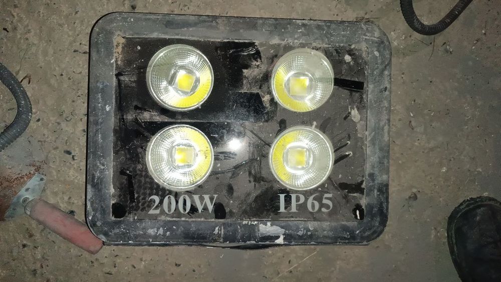 Прожектор 100w 400 w 300 w