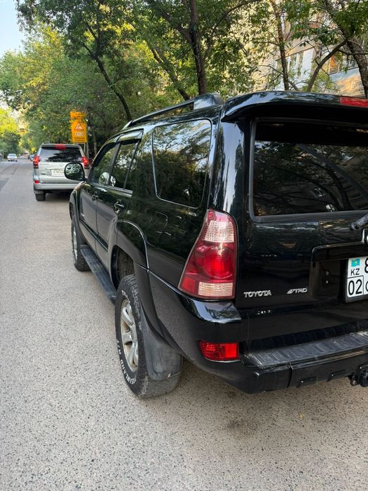 Toyota 4 RUNNER 2004 года