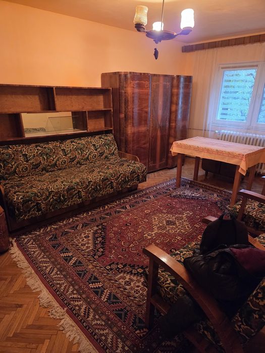 Apartament 3 camere  Piata Rogerius