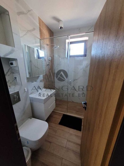 оф.18332 Самостоятелна еднофамилна къща/ Марково