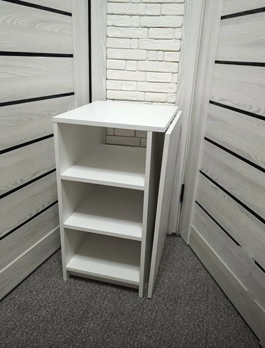 Маникюрный стол складной