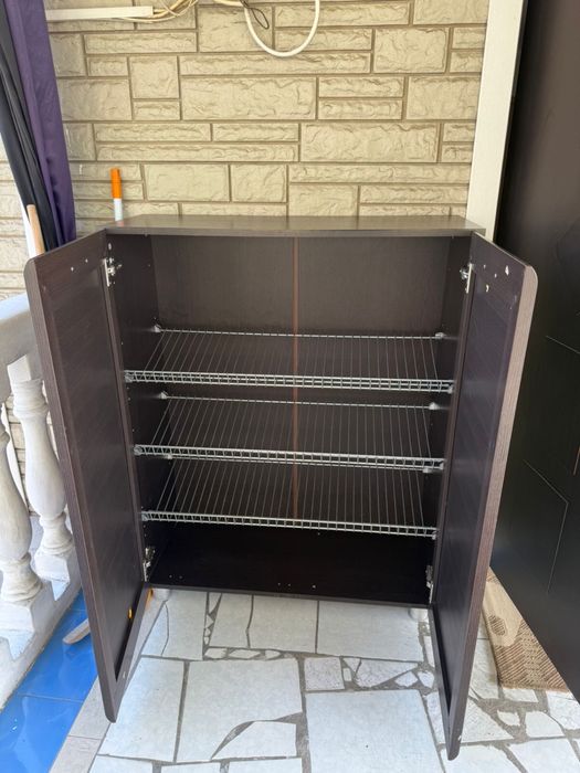 Продам Обувной шкаф