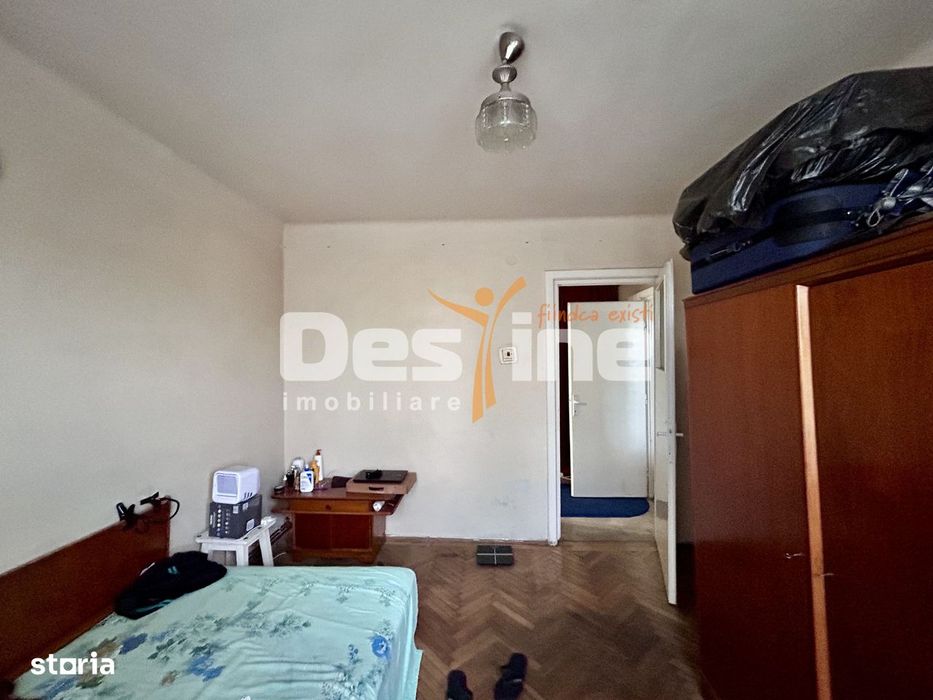 Apartament 2 cam, semidecomandat, Centrala Proprie, Centru, Ploiesti