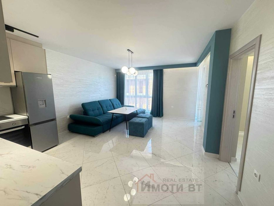 Продава се Тристаен апартамент в Велико Търново, Център - 88 кв.м за 1694 €/кв.м - Снимка #3
