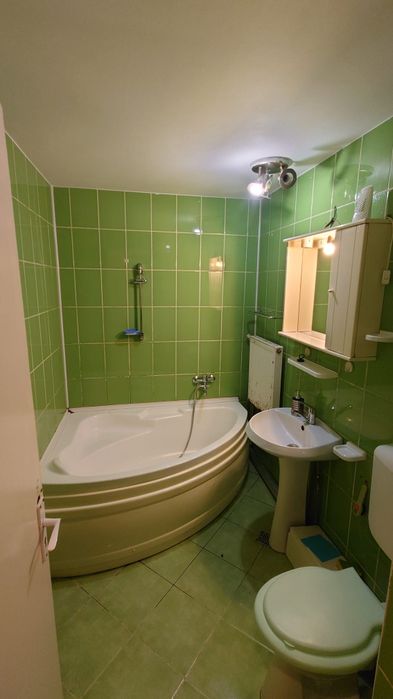 Vând apartament cu 2 camere