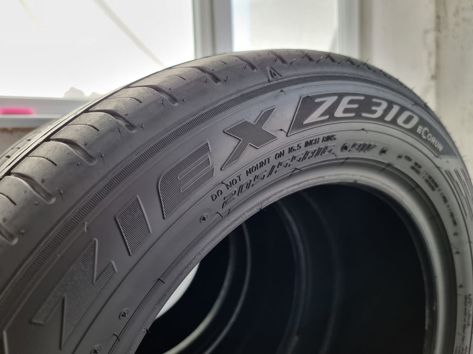 205/55/16 Falken 4Броя: 120€ 7мм