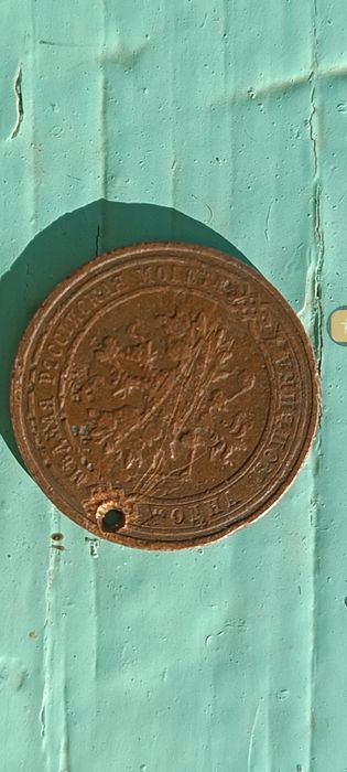 Qadimgi Rossiya tangalari to'plami: 5 kopeyek (1881) va 1 kopeyek (191