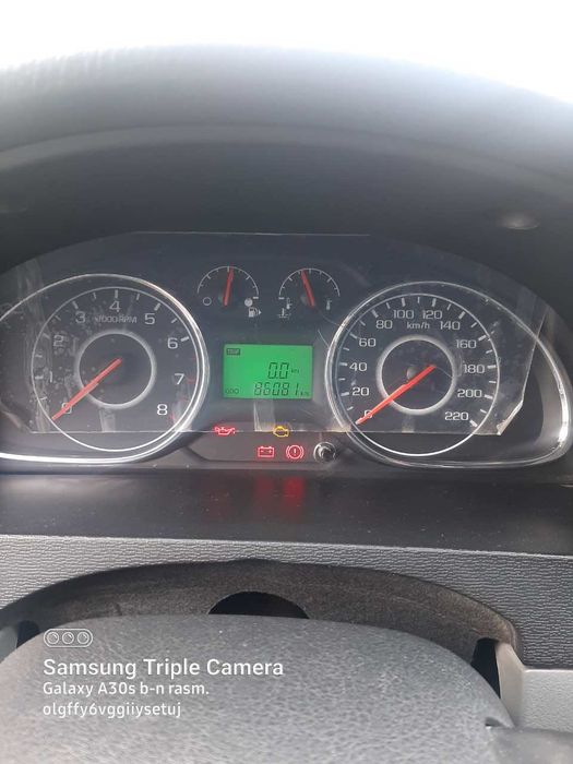 Срочно Жентра сотилади йили 2020 метан тоза мошина, нархи 150милион