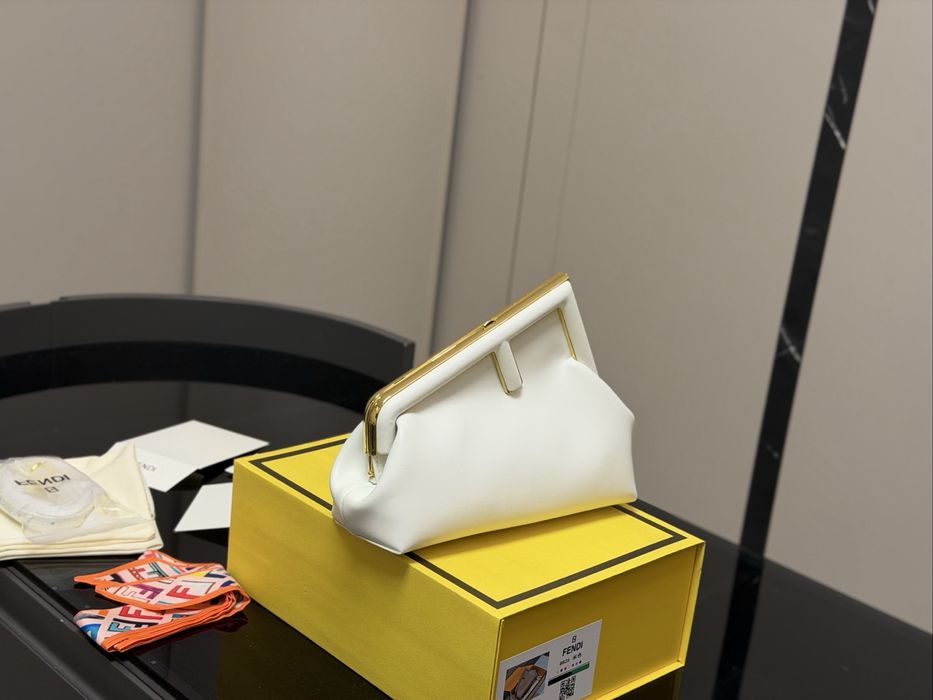 Всякакъв беанд чанти