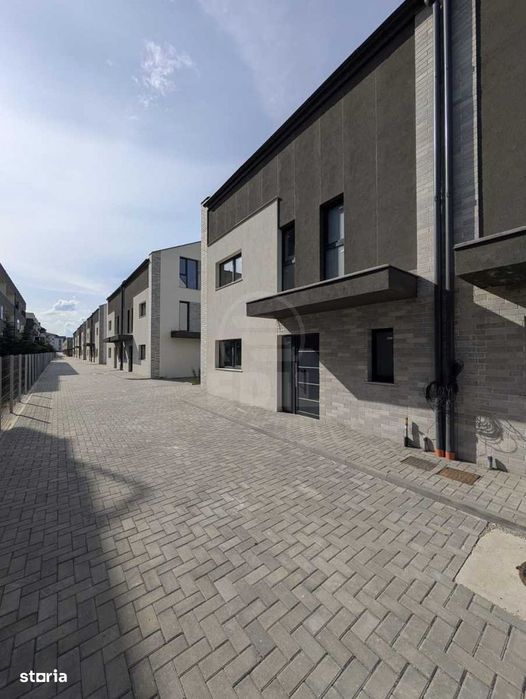 Duplex semifinisat, zona Terra, COMISION 0