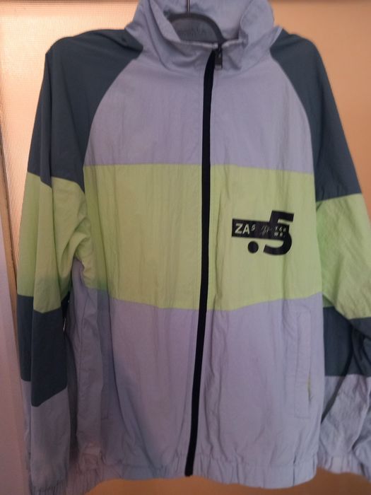 Тънко яке Zara за момче