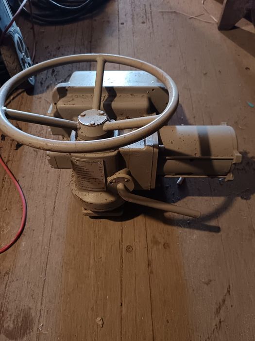 Продам редуктора