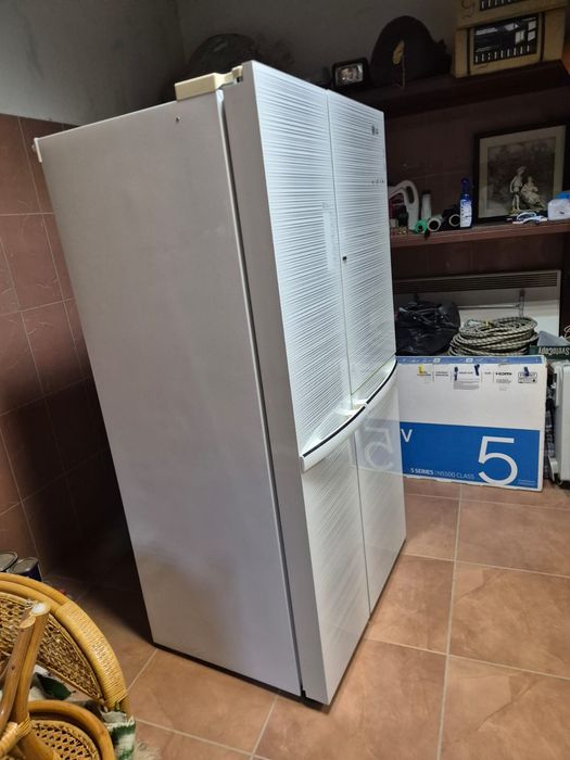 Продаю холодильник LG